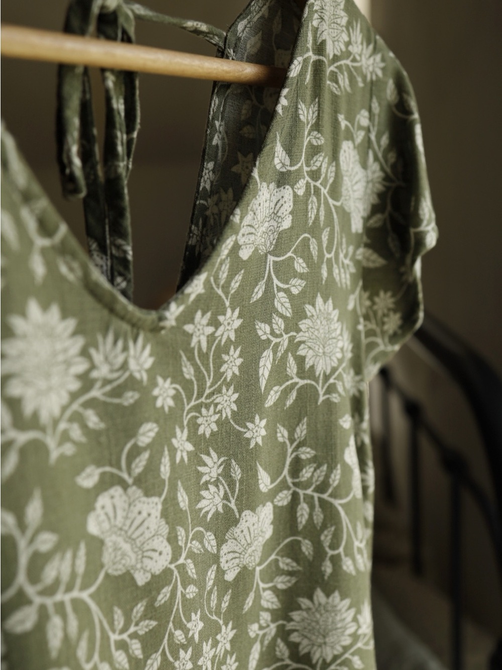 Olive Green Floral Dress - Picture 4 of 8